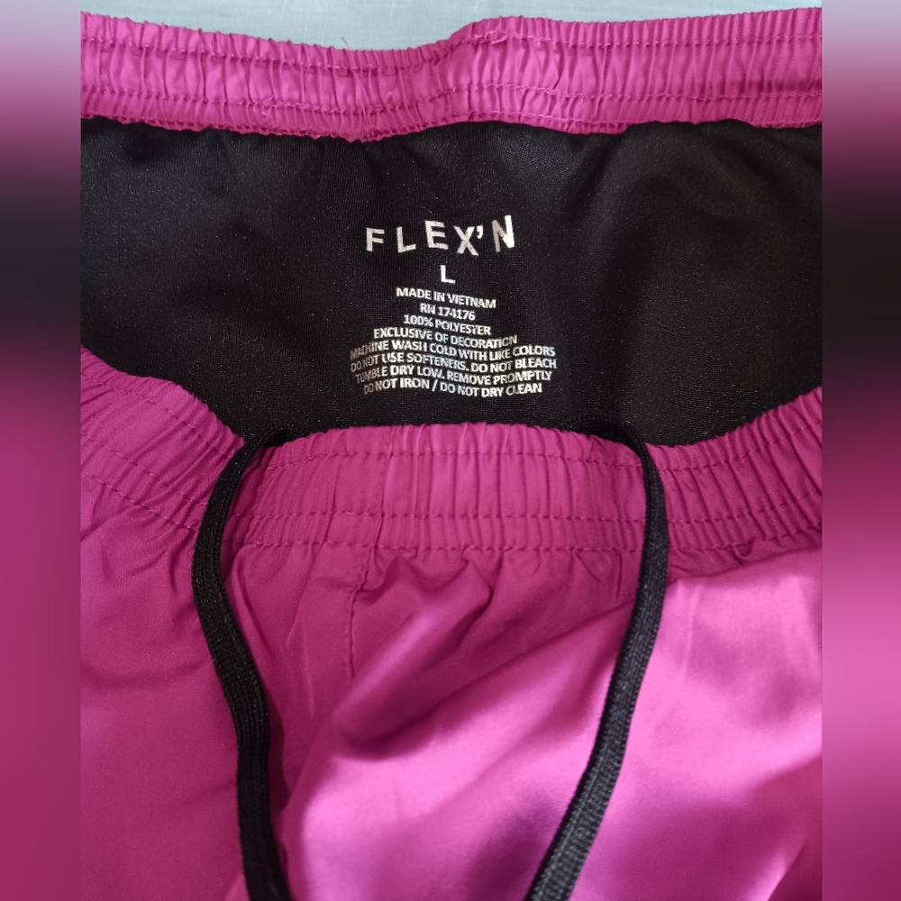 Flex'n Women's Running Shorts - Size Large - Picture 7 of 8